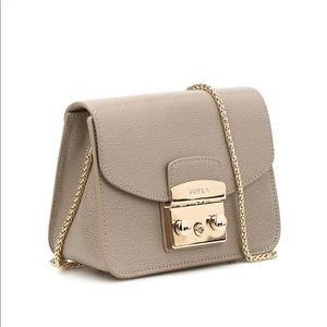 Furla Women's Metropolis Small-size Leather Bag